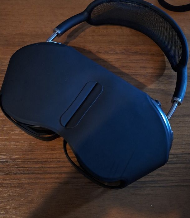 Airpods Max черный