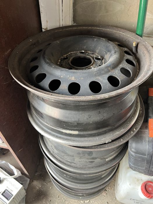 Диски на мерседес R15 с колпоками