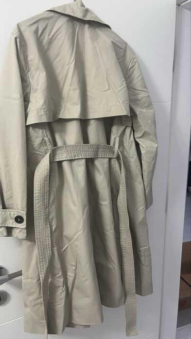 Тренчкот PULL&BEAR