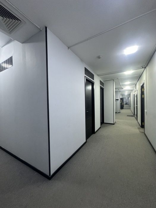 Аренда 1000 кв 2 этаж первая линия метро рядом Юнусабад