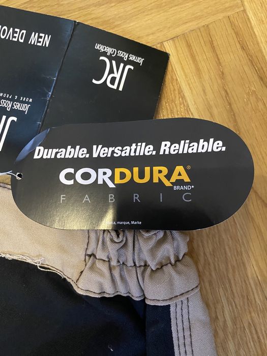 Pantaloni James Rose Collection