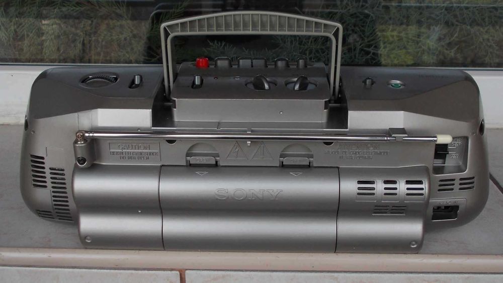 Radio SONY cfs-b15 CFS-B21L casetofon stereo portabil,servisat
