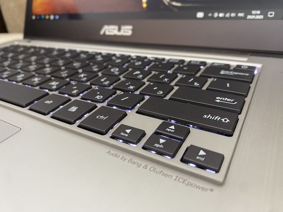 Игровой, мощный, дорогой ноутбук Asus Zenbook Core i7