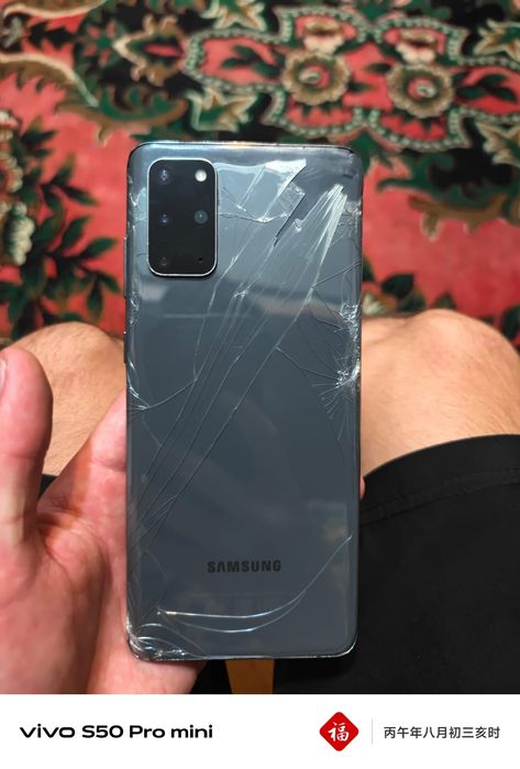iPhone 11 pro и самсунг С +20
