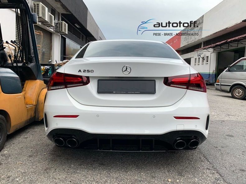 Difuzor bara spate Mercedes A-Class V177 (2018+) Black Look