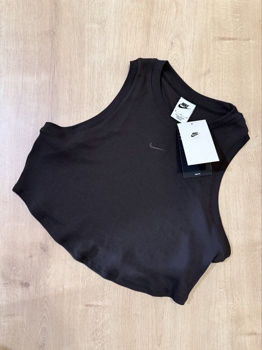 Nike кроп топ рипс и клин в кафяво