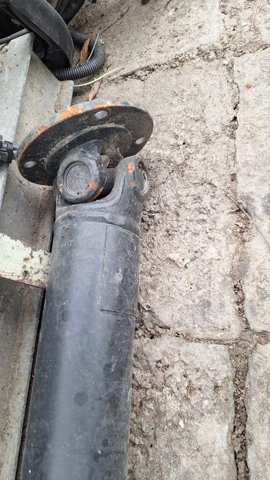 Кардан за Спринтер w906 om651