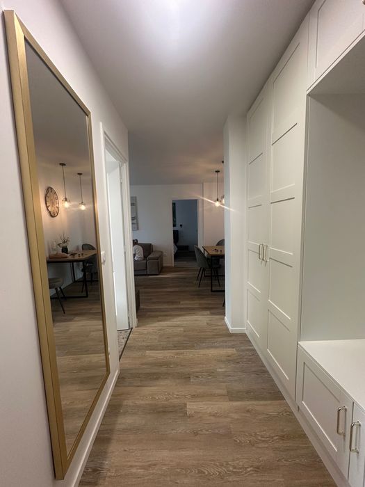 Închiriez apartament  2 camere