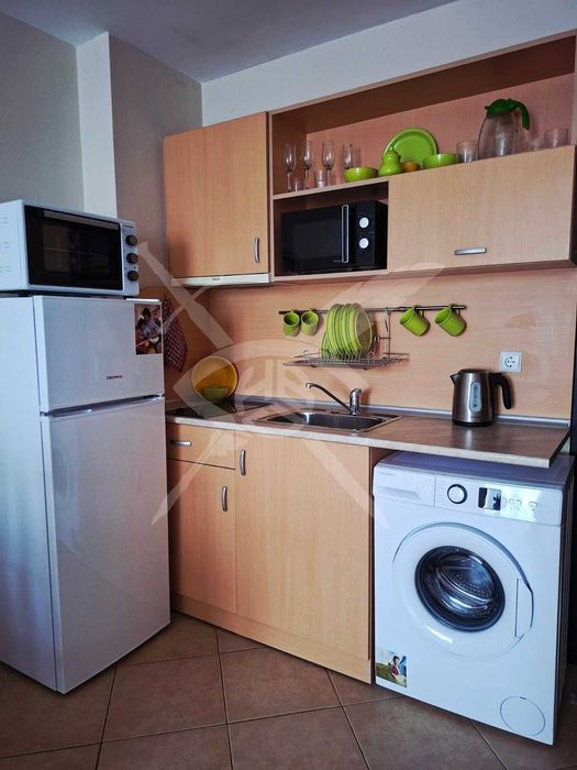 Продава се Едностаен апартамент в к.к. Слънчев бряг - 65 кв.м за 1231 €/кв.м - Снимка #2