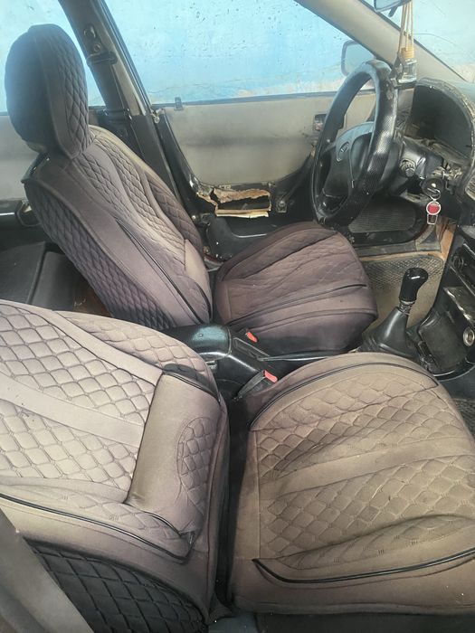 Мазда 323 слепой