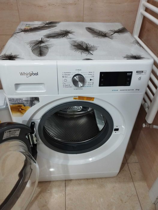 Vând mașină de spălat Whirlpool 8 kg