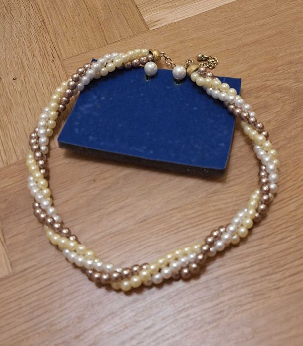 Комплект колие и обици