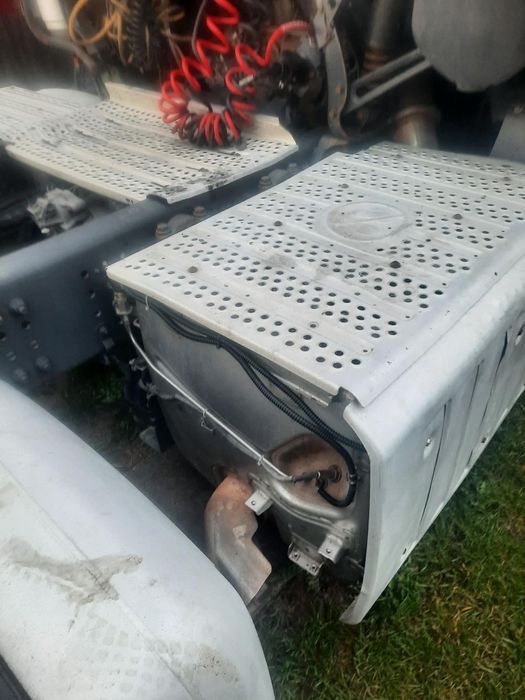 Vand cap tractor