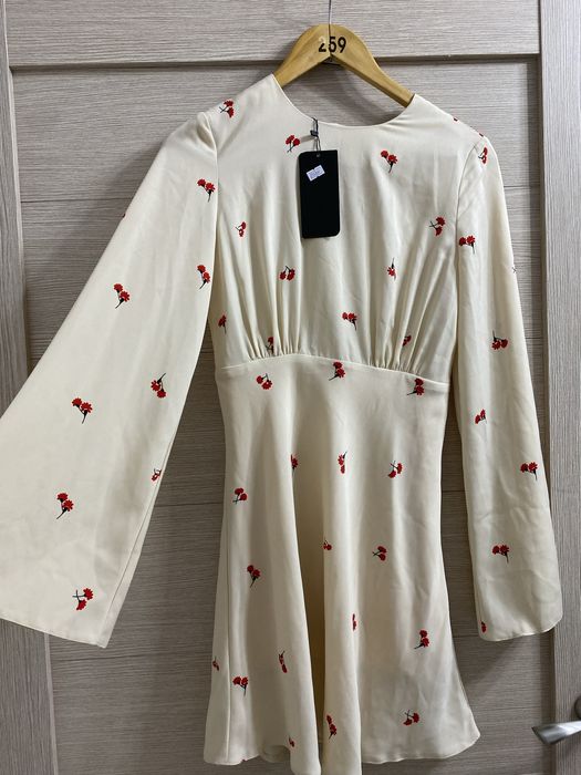 Женские платья новые