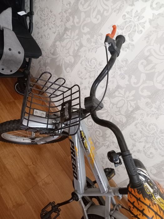 Продам велосипед на 4,5,6лет