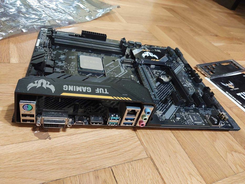 AMD Ryzen 7 3700X + Asus TUF B450 Plus Gaming