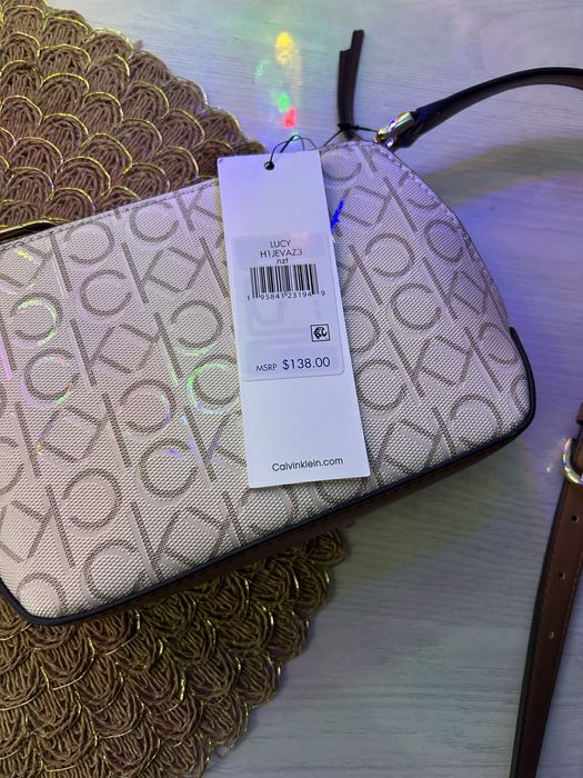 Продам сумку Calvin Klein