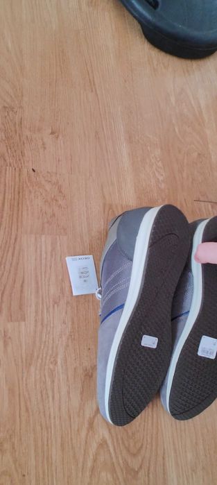 Нови оригинални обувки Geox