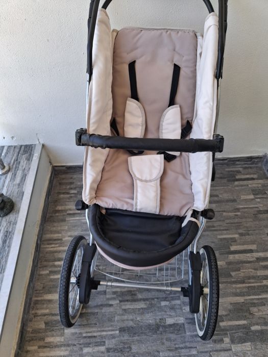 Carucior 3 in 1,folosit foarte puțin