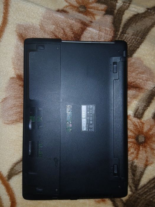 Laptop ASUS x552e