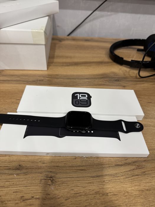 Продам часы Apple Watch Series 10 46mm