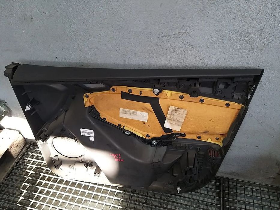 Fata tapiterie usa stanga fata ford focus 3 break bm51a23943a