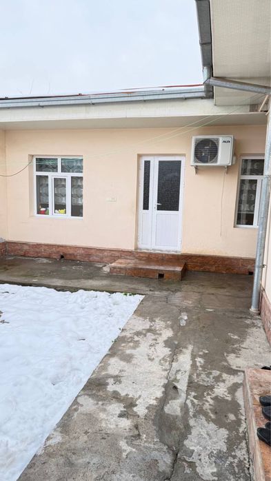 Комолон махаллада 2 сотих уй сотилади