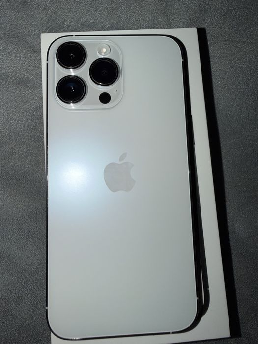 Iphone  14 pro max silver 256 mb