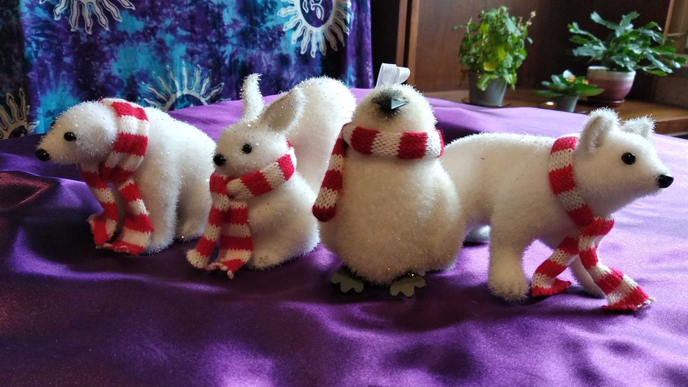 Играчки и коледна украса