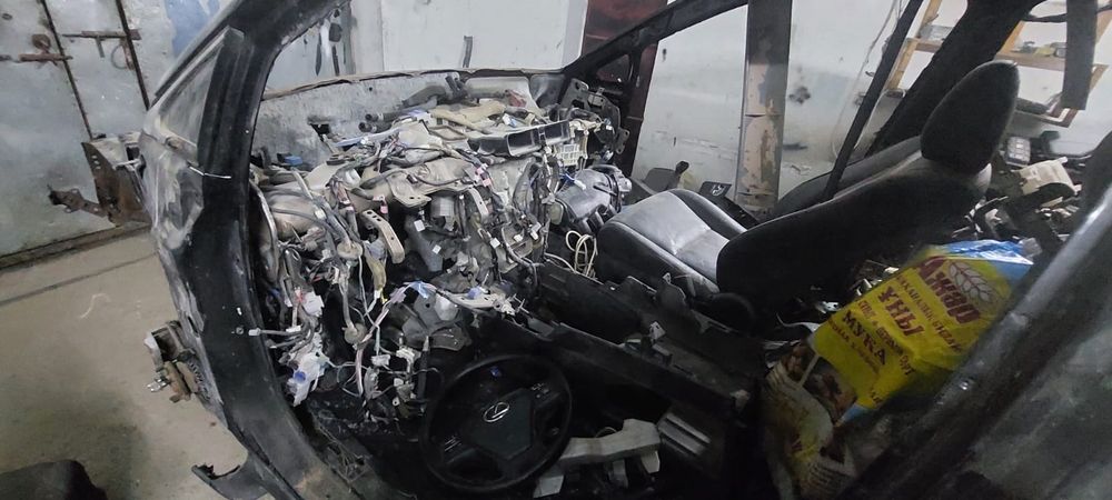 Продам лексус Rx350