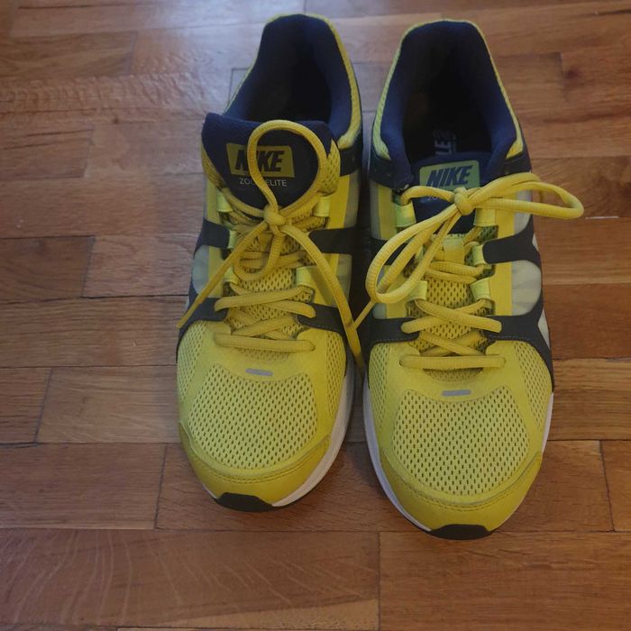 De vânzare Adidași Noi NIKE