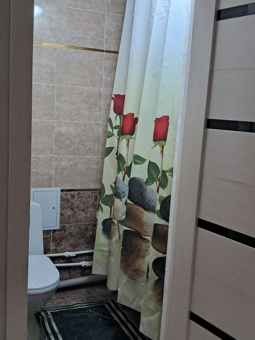 5мкр, клиника Айгерим, ,  дет.тов,