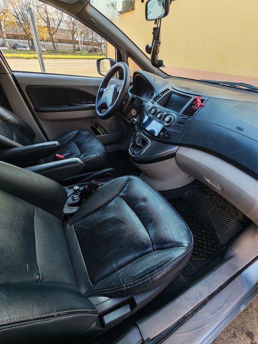 Митсубиши грандис Mitsubishi grandis