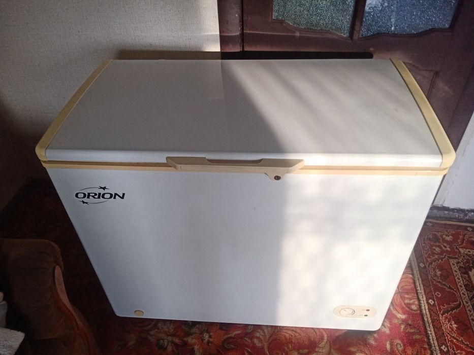 Продам морозильную камеру