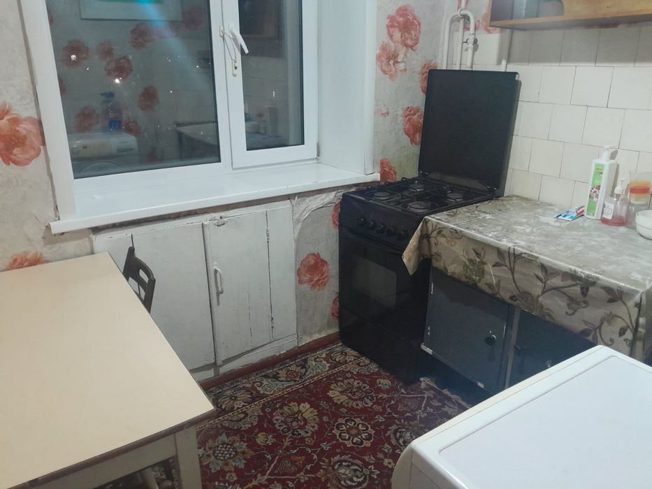 2 ком кв.,за стадионом Карасай. 100+