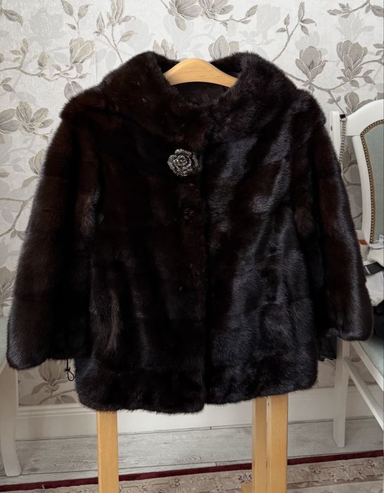 Срочно сатам норковая шуба Дубайдан алынға Қытай емес