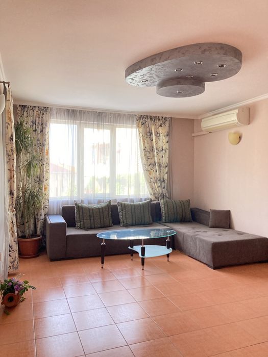 Дава се под наем Тристаен апартамент в Свети Влас - 98 кв.м за 331.5 € - Снимка #6