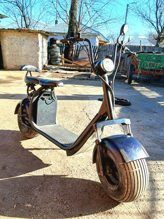 De vânzare scuter electric