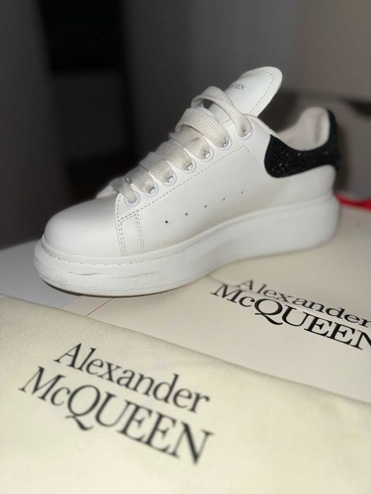 Обувки Alexander McQueen