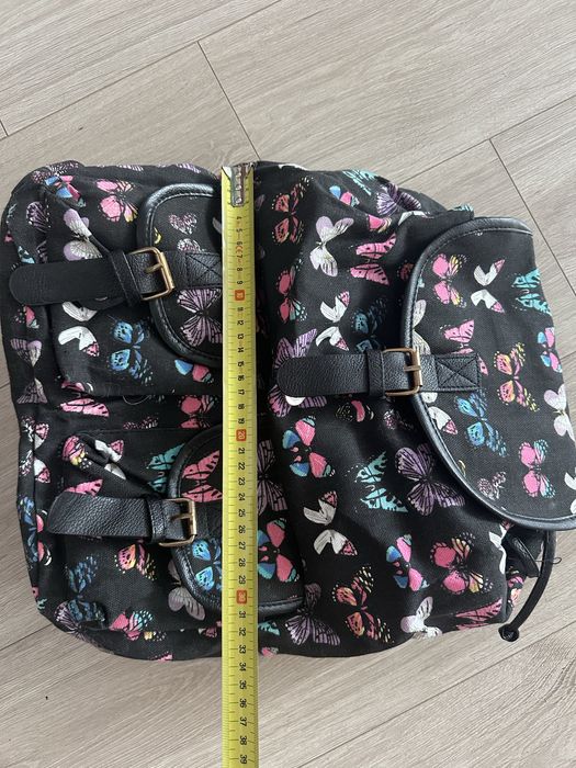 Vand geanta de umar colorata