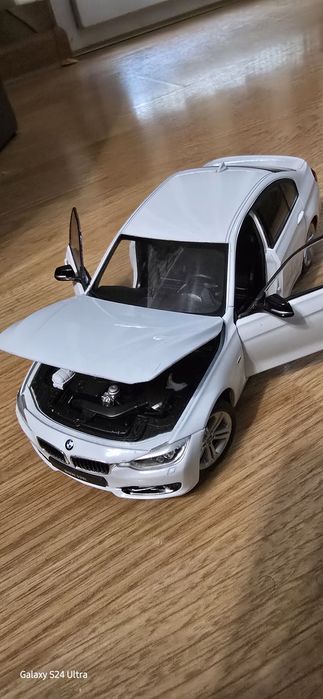 BMW модели Welly 1:24