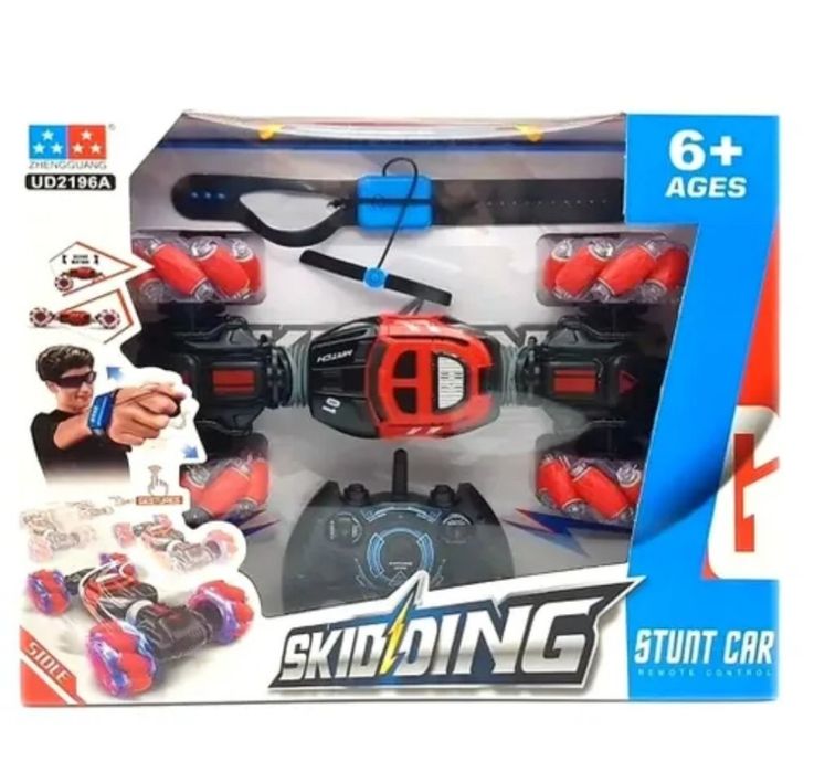 Машинка на пульте управления и управлении жестами трюковая машина