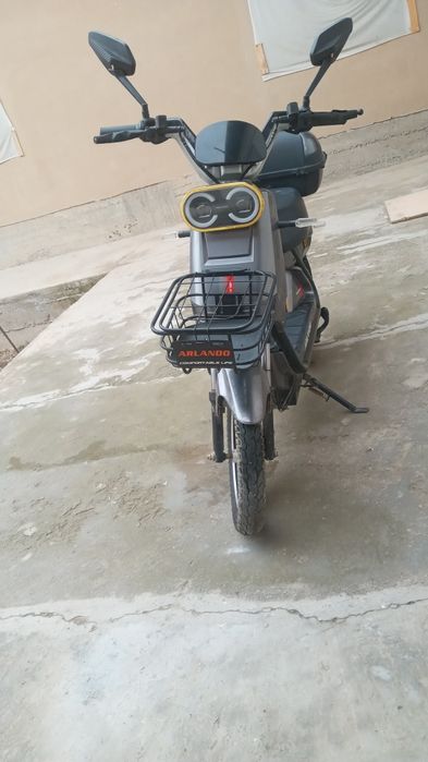 Elektro skuter sotiladi