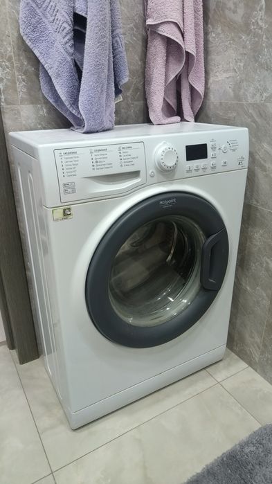 Стиралка Hotpoint