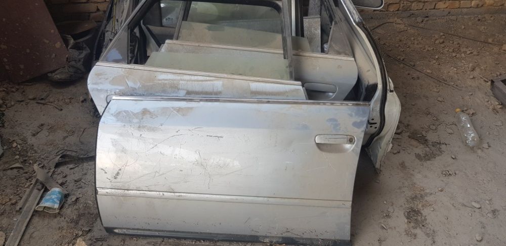 Двери для мерседеса 124 кузов210,211