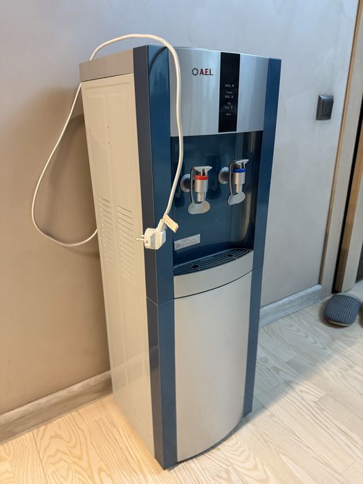 Куллер для воды