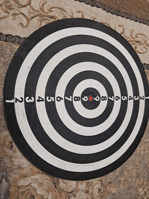 Дартс с дротиками, диаметр 41см.