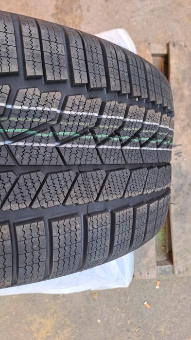 1бр. Нова 245/40/19 Continental Winter Contact TS 860