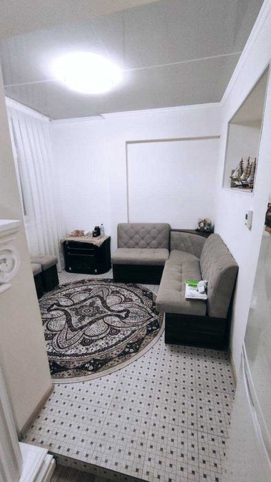 Сдаётся просторная квартира 4/4/4 кирпичного дома в Центре города!