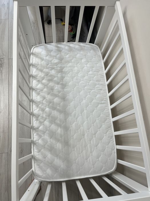 Продам детскую кроватку